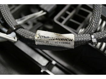 Okvir/ Šasija za Oprema za rukovanje materijalima Jungheinrich 51189782 | Vloerplaat Floorplate ETV from Year 2011 Driving pedal 5 Vloerplaat Floorplate ETV from Year 2011 Driving pedal 51443197 Brake pedal 51198398 Kill switch 51188550 kabel 51178968: slika Okvir/ Šasija za Oprema za rukovanje materijalima Jungheinrich 51189782 | Vloerplaat Floorplate ETV from Year 2011 Driving pedal 5 Vloerplaat Floorplate ETV from Year 2011 Driving pedal 51443197 Brake pedal 51198398 Kill switch 51188550 kabel 51178968