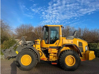 Utovarivač na kotačima VOLVO L70H