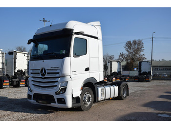 Tegljač MERCEDES-BENZ Actros 1845