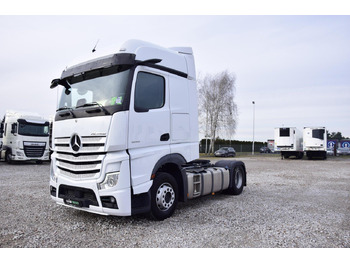Tegljač MERCEDES-BENZ Actros 1845