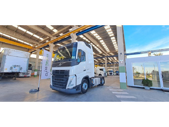 Tegljač VOLVO FH 460