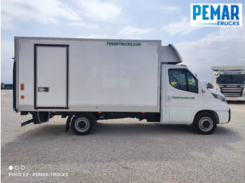 Dostavno vozilo sa zatvorenim sandukom IVECO DAILY 2.3 CAJA CERRADA 135 CV: slika Dostavno vozilo sa zatvorenim sandukom IVECO DAILY 2.3 CAJA CERRADA 135 CV
