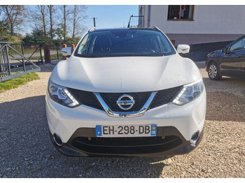 SUV Nissan Qashqai 1.2 DIG-T N-Connecta EU6: slika SUV Nissan Qashqai 1.2 DIG-T N-Connecta EU6