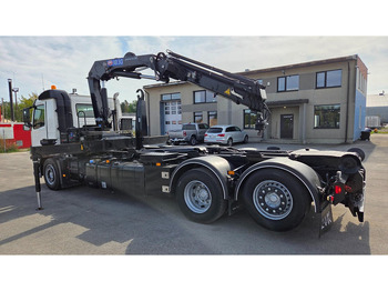 Zakup Volvo FM330 6X2*4 Volvo FM330 6X2*4: slika Zakup Volvo FM330 6X2*4 Volvo FM330 6X2*4