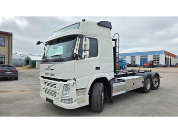 Kamion s kukastom dizalicom VOLVO FM 460