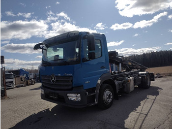 Utovarivač s proklizavajućim upravljanjem MERCEDES-BENZ Atego 1224