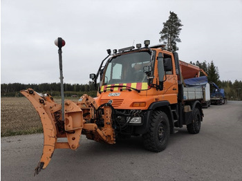 Vozilo za čišćenje snijega UNIMOG