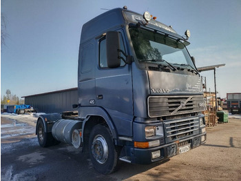 Zakup Volvo FH12 kanttilamppu veturi  Volvo FH12 kanttilamppu veturi: slika Zakup Volvo FH12 kanttilamppu veturi  Volvo FH12 kanttilamppu veturi