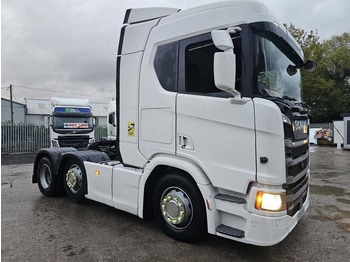 Tegljač SCANIA R 450