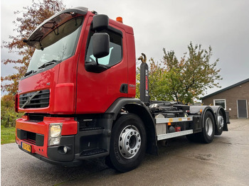 Kamion s kukastom dizalicom VOLVO FE 320