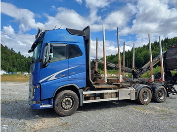 Kamion šumar VOLVO FH16 750