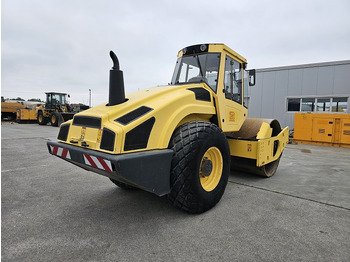 Zakup BOMAG BW213DH-4 BOMAG BW213DH-4: slika Zakup BOMAG BW213DH-4 BOMAG BW213DH-4