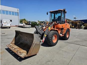 Utovarivač na kotačima VOLVO L30G