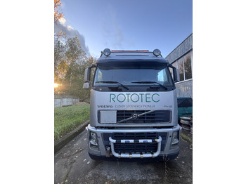 Kamion s kukastom dizalicom VOLVO FH16 580