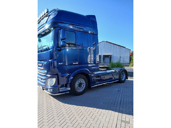 Tegljač DAF XF 530