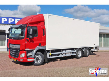 Kamion sandučar DAF CF 340