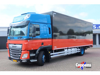 Kamion sandučar DAF CF 410