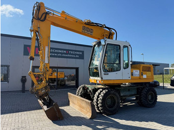Bager na kotačima LIEBHERR A 900