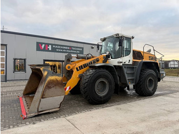 Utovarivač na kotačima LIEBHERR L 566