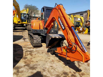 Bager gusjeničar DOOSAN DH150