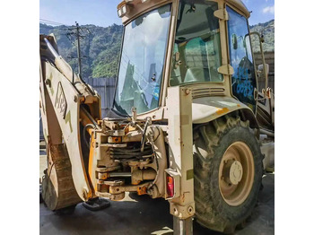 Rovokopač-utovarivač JCB 3CX