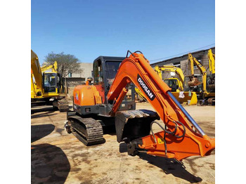 Bager gusjeničar DOOSAN DH60-7