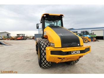 Kompaktor JCB VM 117: slika Kompaktor JCB VM 117