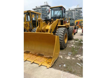 Utovarivač na kotačima CATERPILLAR 966H