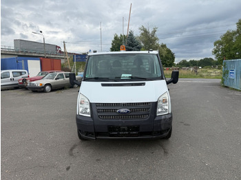 Dostavno vozilo s ravnom platformom FORD Transit