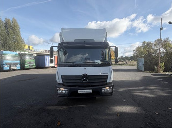 Kamion s ceradom MERCEDES-BENZ Atego 821