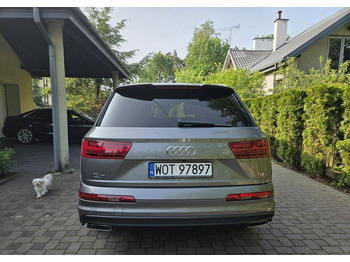 SUV Audi Q7: slika SUV Audi Q7