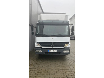 Kamion hladnjača Mercedes-Benz atego: slika Kamion hladnjača Mercedes-Benz atego