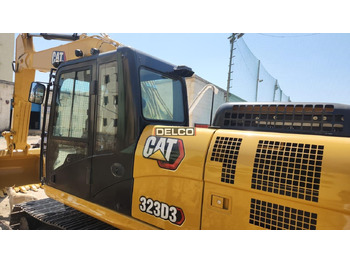 Bager gusjeničar CATERPILLAR 323D3