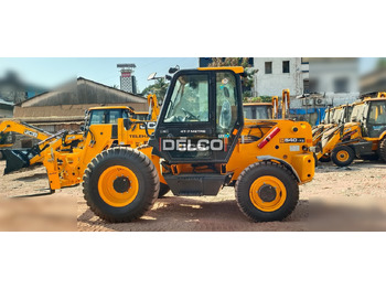 Teleskopski rukovatelj JCB