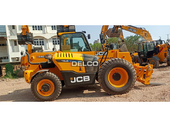 Novi Teleskopski rukovatelj JCB 540-70: slika Novi Teleskopski rukovatelj JCB 540-70