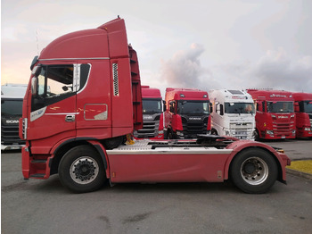 Tegljač IVECO Stralis