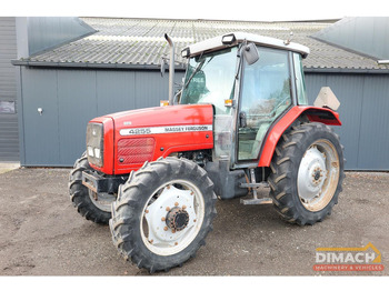 Traktor MASSEY FERGUSON