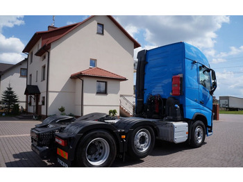 Tegljač Volvo FH 460 PUSHER 6X2 OŚ SKRĘTNA PODNOSZONA FH 500: slika Tegljač Volvo FH 460 PUSHER 6X2 OŚ SKRĘTNA PODNOSZONA FH 500