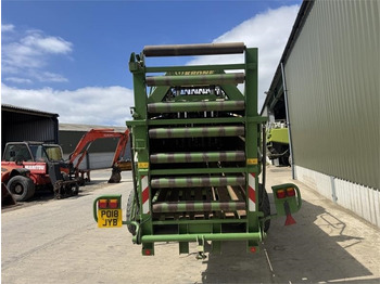 Kvadratna balirka Krone Big Pack 12130 Square Baler: slika Kvadratna balirka Krone Big Pack 12130 Square Baler
