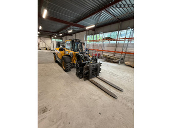 Zakup JCB 525-60T5 Hi-Viz JCB 525-60T5 Hi-Viz: slika Zakup JCB 525-60T5 Hi-Viz JCB 525-60T5 Hi-Viz
