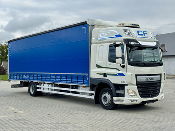 Kamion s ceradom DAF CF 320