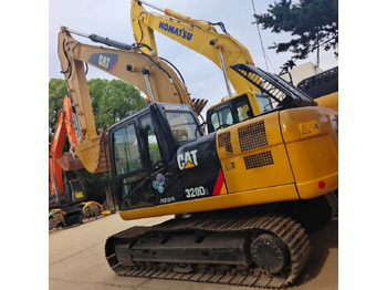 Bager gusjeničar CATERPILLAR 320D2