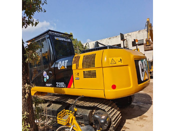 Bager gusjeničar CATERPILLAR 320D2