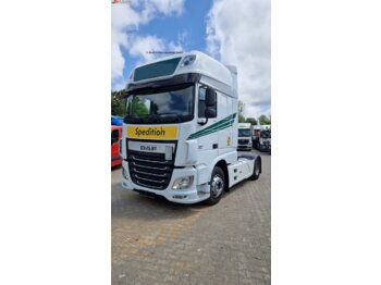 Tegljač DAF XF 460