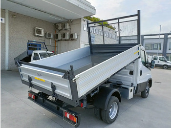Mali kamion kiper IVECO DAILY 35C16 3000 cc KM 0: slika Mali kamion kiper IVECO DAILY 35C16 3000 cc KM 0