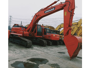 Bager gusjeničar Doosan DX300: slika Bager gusjeničar Doosan DX300 Bager gusjeničar Doosan DX300: slika Bager gusjeničar Doosan DX300