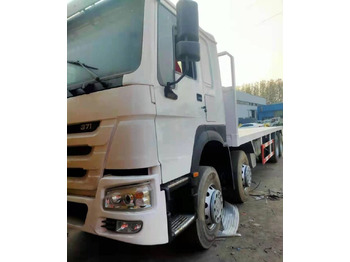 Kamion cisterna SINOTRUK HOWO