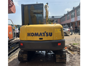 Mini bager Komatsu PC56: slika Mini bager Komatsu PC56