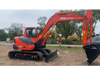 Mini bager Kubota KX185: slika Mini bager Kubota KX185