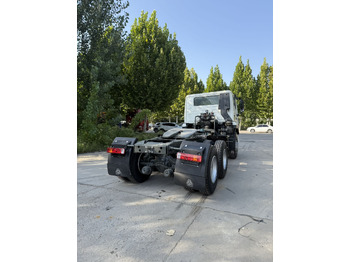 Novi Tegljač HOWO 6x4: slika Novi Tegljač HOWO 6x4 Novi Tegljač HOWO 6x4: slika Novi Tegljač HOWO 6x4